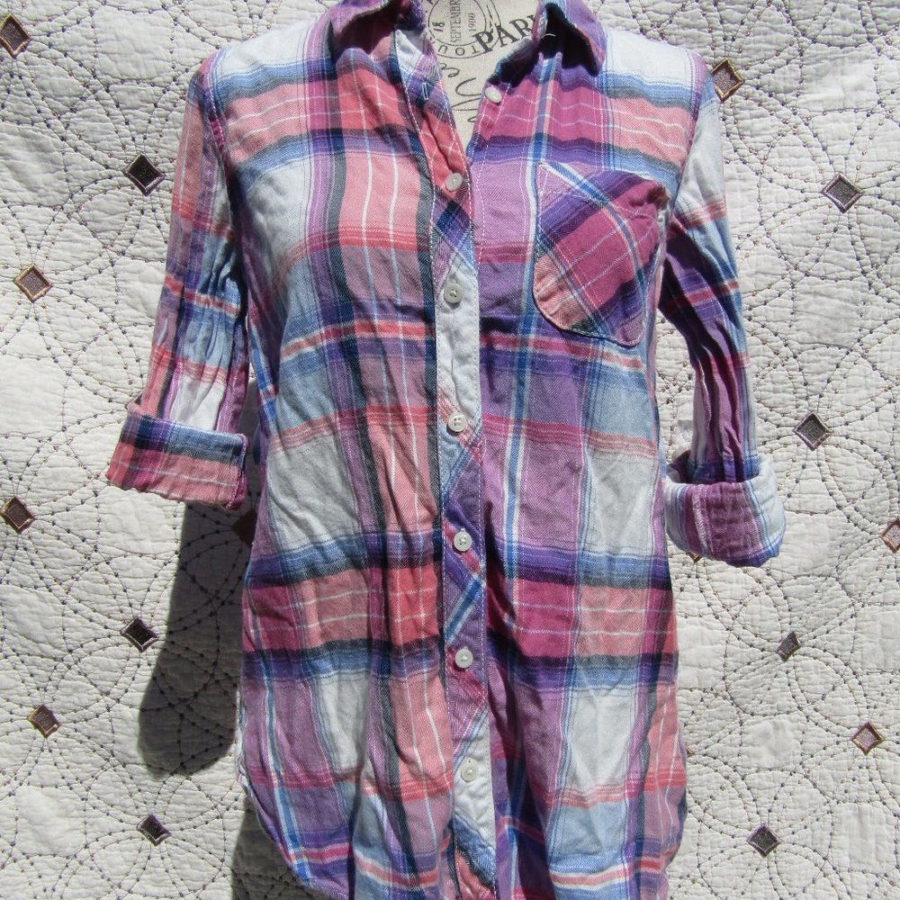 EUC Sonoma 'The Everyday Shirt' Plaid Button Down S